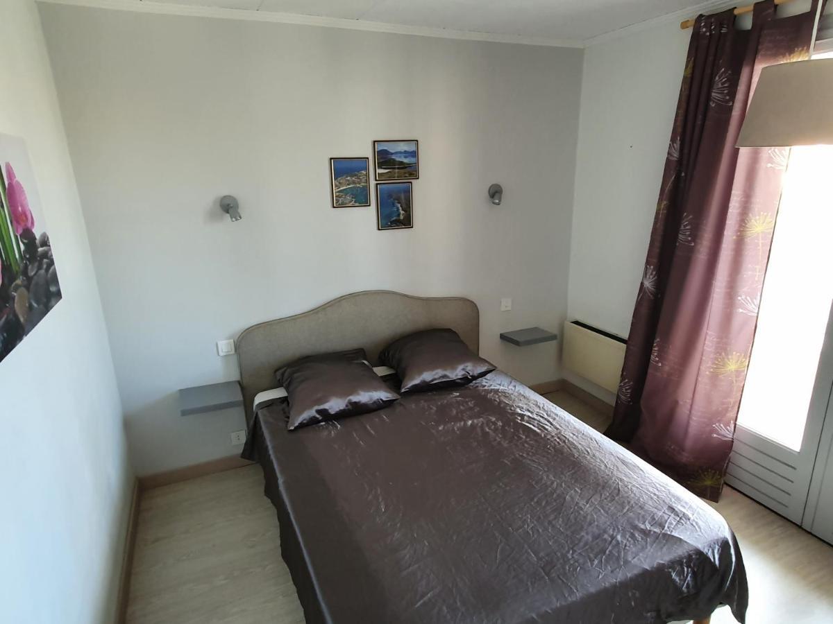 Le Corail Apartment วัลราส์-ปลาจ ภายนอก รูปภาพ
